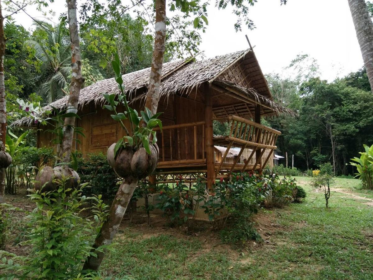 Baan Kon Kan Resort Ko Kut Exterior photo
