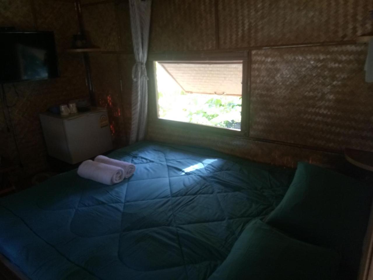 Baan Kon Kan Resort Ko Kut Exterior photo